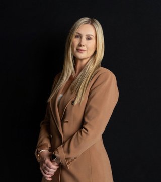 Angela McKinnon